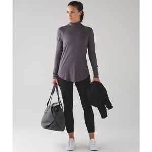 Lululemon Locarno Turtleneck Long Sleeve Shirt Purple Size 6